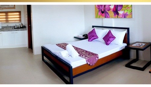 Premier Single Room