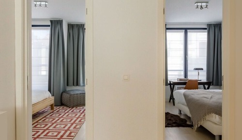 Apartment (2nd floor)