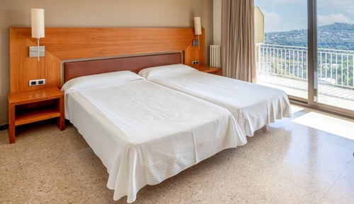 Triple Room, Balcony