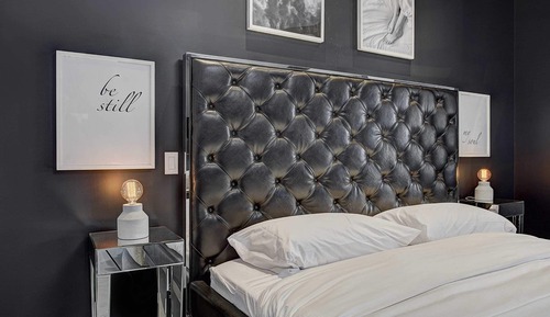 Double Room (3202)