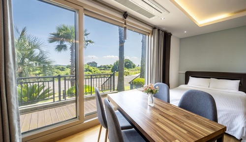99sqm, Type C, 1st Floor, Pet friendly (Base occupancy 4, pay onsite 20000 KRW per extra person)