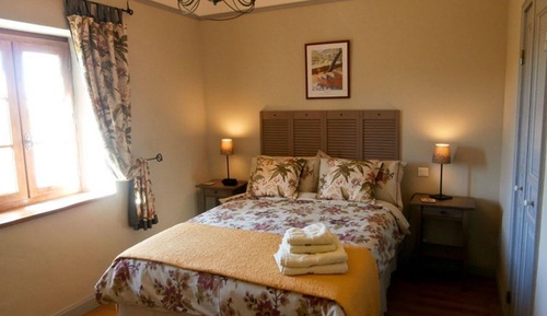 Double Room (Thym)