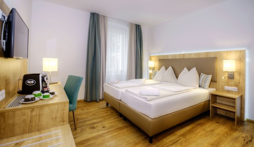 Double or Twin Room, Balcony