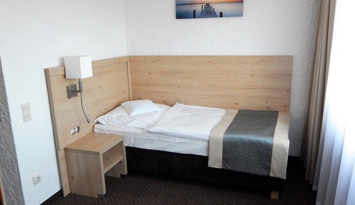 Single Room, Balcony