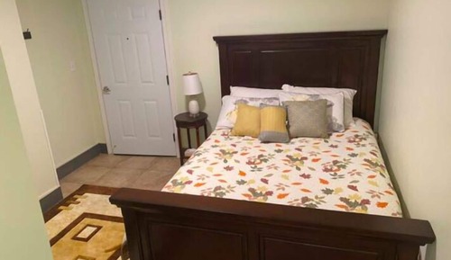 Comfort Room #8