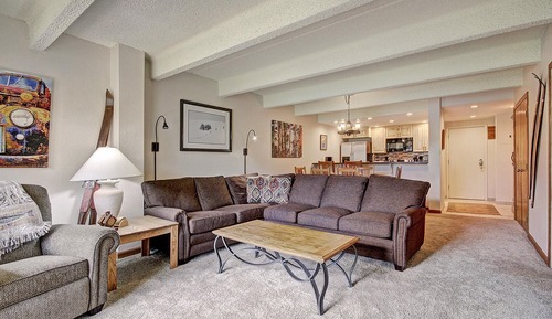 Condo, 2 Bedrooms