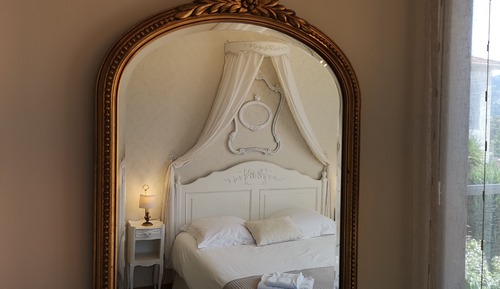 Superior Double Room, 1 Queen Bed, Ensuite (Romantique)
