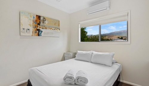 Deluxe 2 Bedroom Cabin