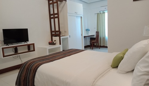 Standard Double Room, Garden View