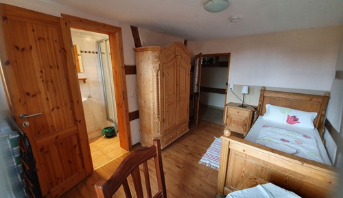 Single Room, Ensuite, Garden View (Zimmer Nr. 1&2)