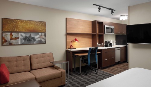 Studio, 1 King Bed with Sofa bed, Non Smoking (Hearing Accessible)