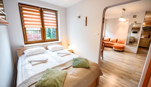 Apartment (5)