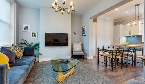 2 Bedroom Deluxe Apartment