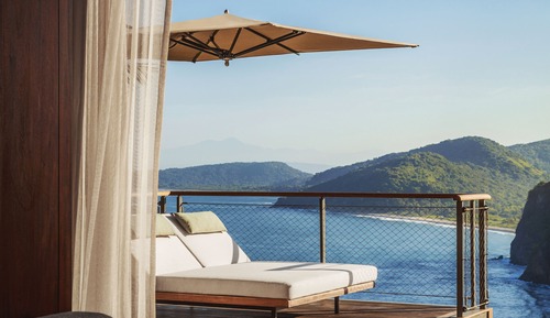 Panoramic Tree House (Ocean)