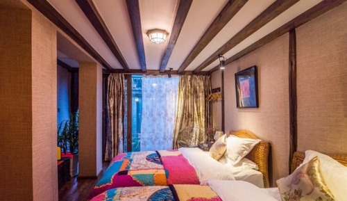 Design Twin Room