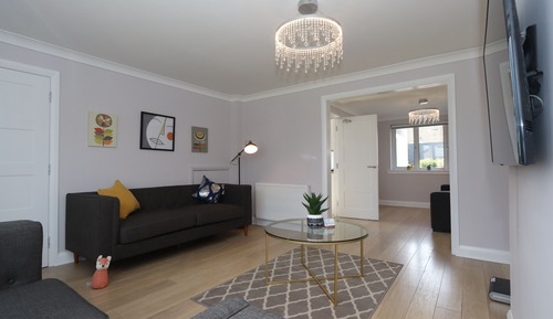 Premium House, 3 Bedrooms, Kitchen, Garden Area