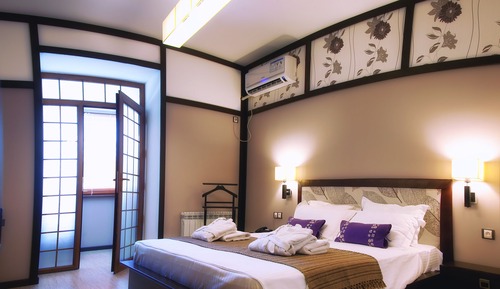Design Double or Twin Room