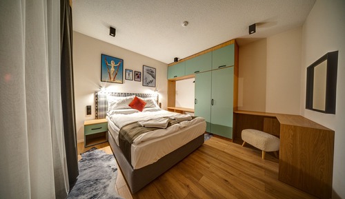 Premium Apartment