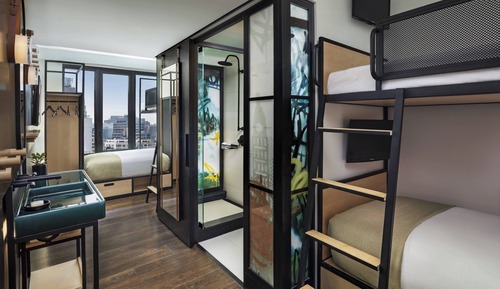Room, Multiple Beds (Mobility/Hearing Access, Roll-in Shwr)
