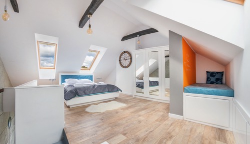 Apartment (3C/9)