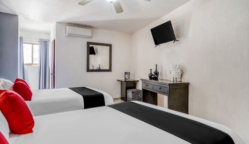 Standard Room, 2 Queen Beds