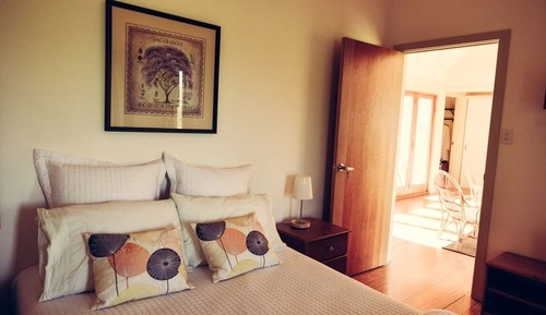 Jacaranda Room
