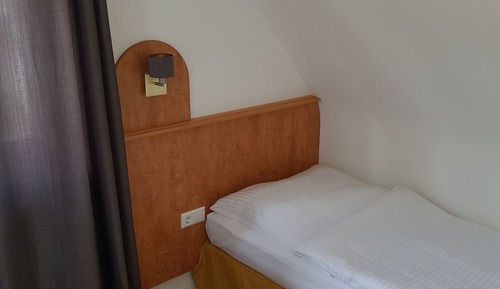 Basic Single Room