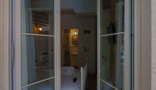 Double Room, Pool View (Gabbiano)