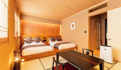 Deluxe Room east building