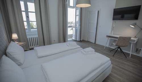 Double Room, Shared Bathroom, Harbor View (Nr. 7)