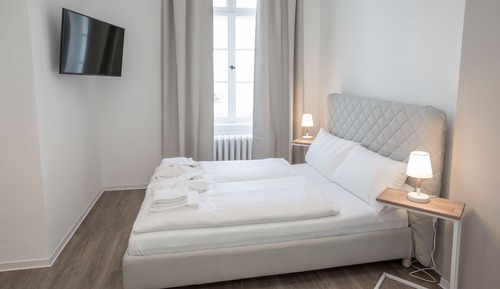 Double Room, Shared Bathroom, Harbor View (Nr. 6)