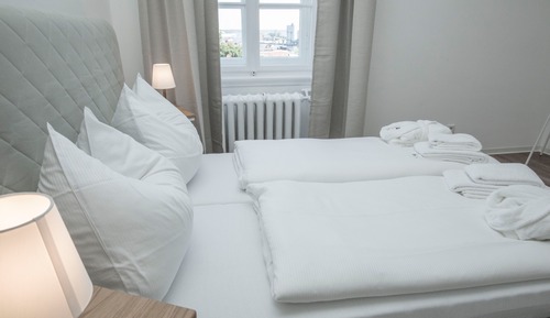 Double Room, Shared Bathroom, Harbor View (Nr. 5)