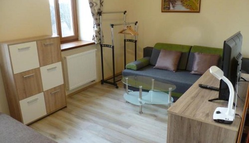 Apartment (5)