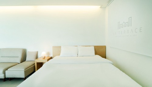 Ocean Suite