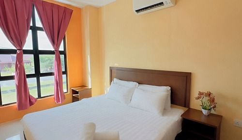Standard Room, 1 King Bed