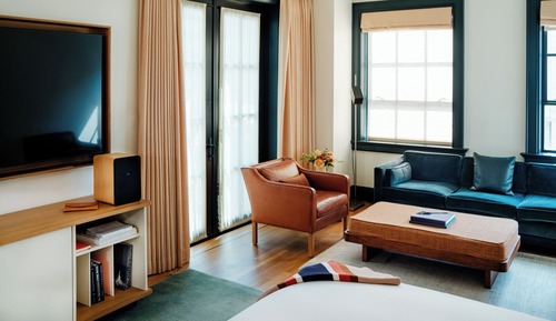 Room, 1 King Bed, Terrace (Den)