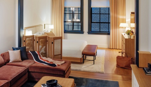 Suite, 1 King Bed (Loft)