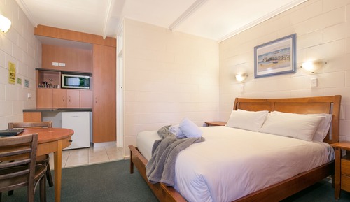 Room (Queen)