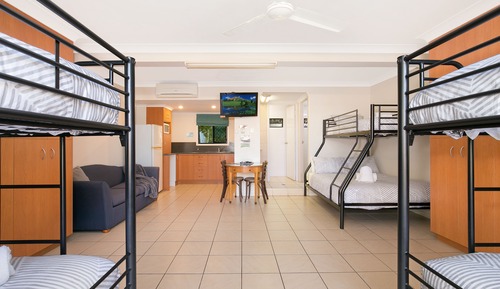 Deluxe Family Room