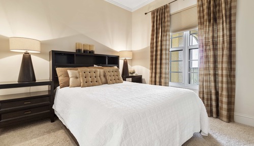 5068 Annunciation Circle, Unit 4304