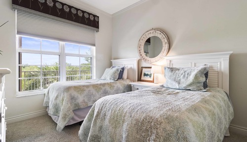 5080 Annunciation Circle, Unit 1202