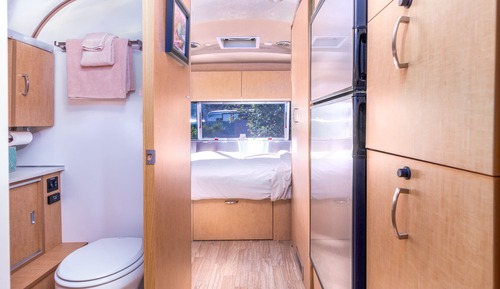 Signature Room, 1 Queen Bed, Kitchen, Beachside (KNAPSACK)
