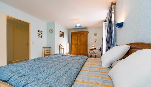 Comfort Double Room, Accessible (Une poule sur un mur)