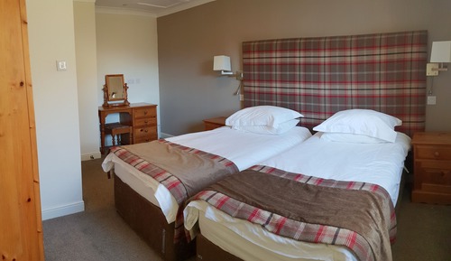 Eagle Lodge