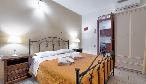 Exclusive Apartment, 1 Bedroom, Air conditioning, Garden View