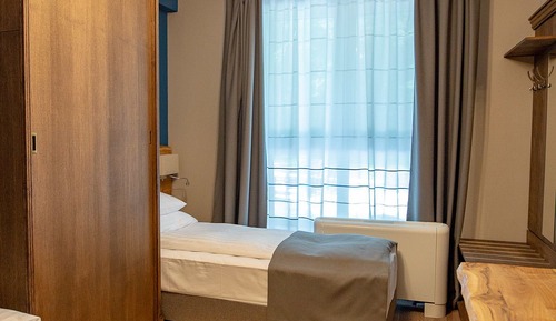 Standard Twin Room, Accessible