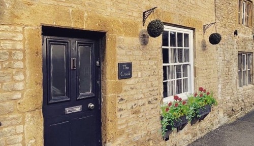Family Cottage, Private Bathroom (The Crook)