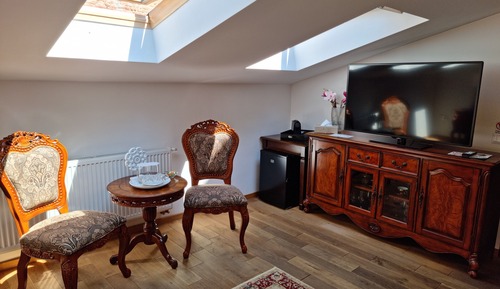 Double Room, 1 King Bed, Non Smoking