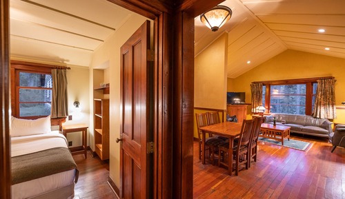 Royal Cabin, 2 Bedrooms, Kitchen