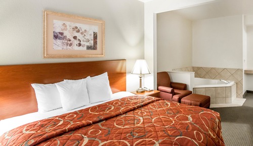 Suite, 1 King Bed, Non Smoking, Jetted Tub